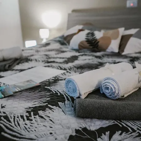 Tropical Vista Mare Cirò Marina