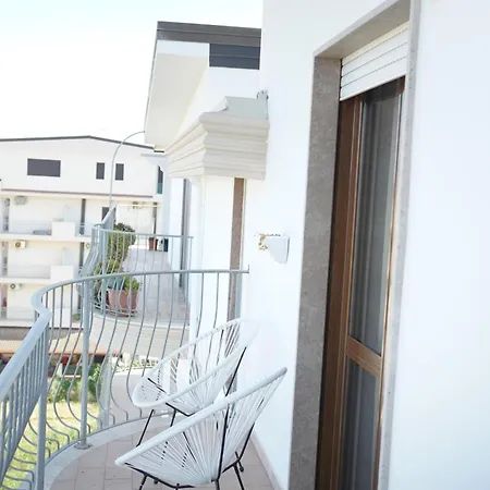 Tropical Vista Mare Bed & Breakfast Cirò Marina