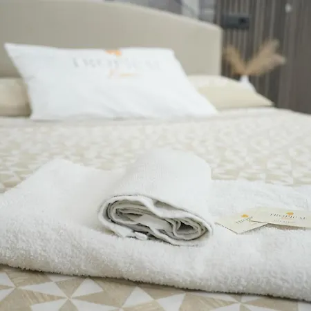 Tropical Vista Mare Bed & Breakfast Cirò Marina