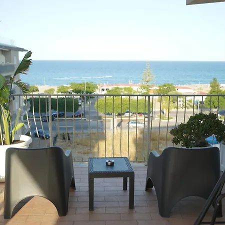 Tropical Vista Mare Cirò Marina